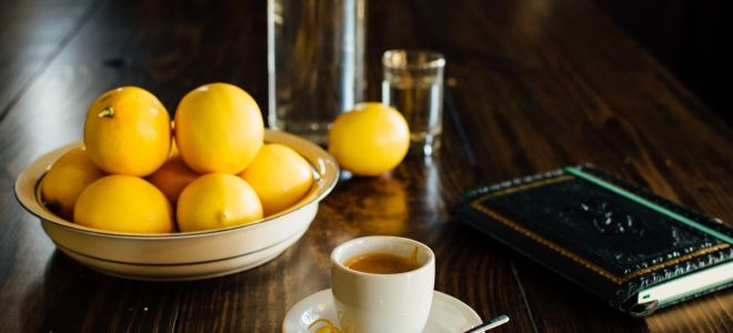 Why is coffee with lemon useful and harmful?