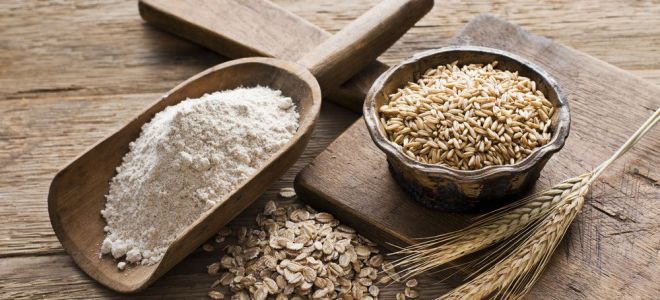 Why is oat flour useful?