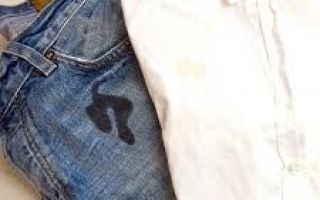 How to remove greasy stains on jeans