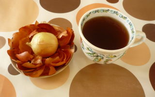 Onion tea: benefits and harms, doctors' reviews, recipes