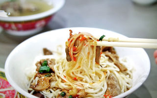 Rice noodles: calorie content, use and contraindications