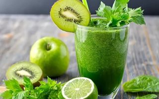 Green smoothies: benefits and how to prepare